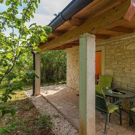 House Materada بوريتش